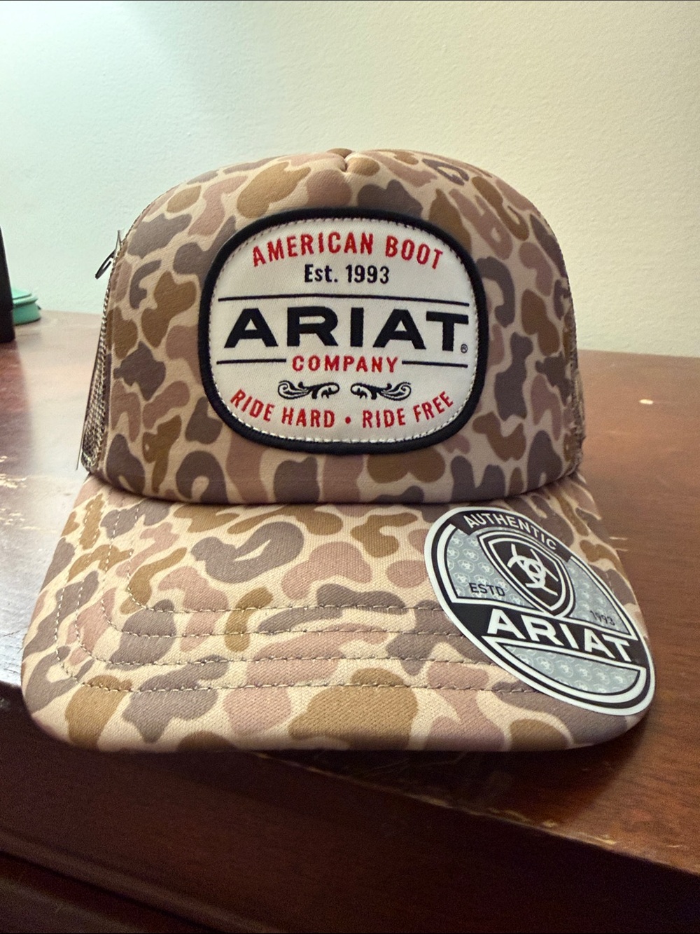 NWT-Ariat Camouflage Patch Trucker Hat - Tan & Brown